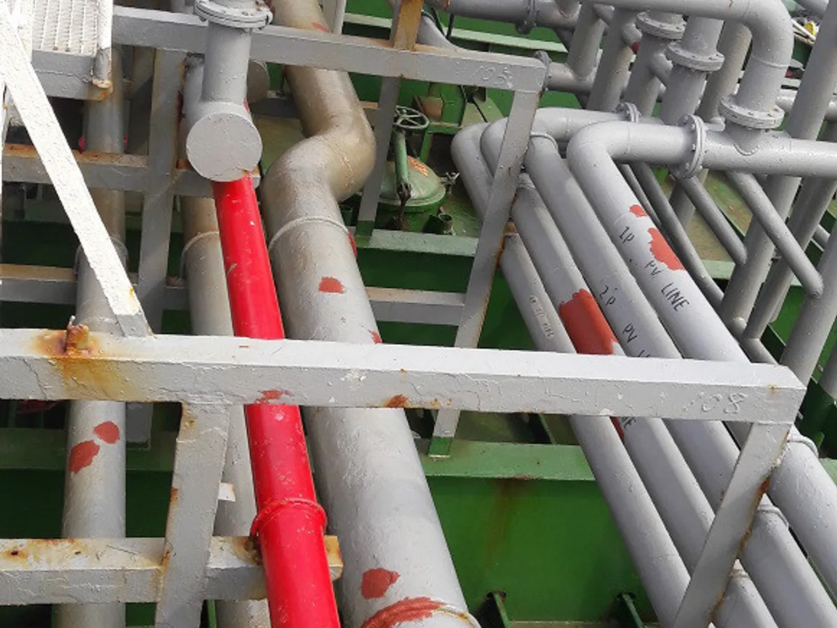 Kapal tanker minyak/bahan kimia kanggo didol
