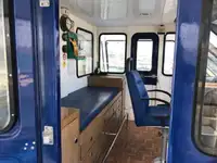 Katamaran kanggo didol