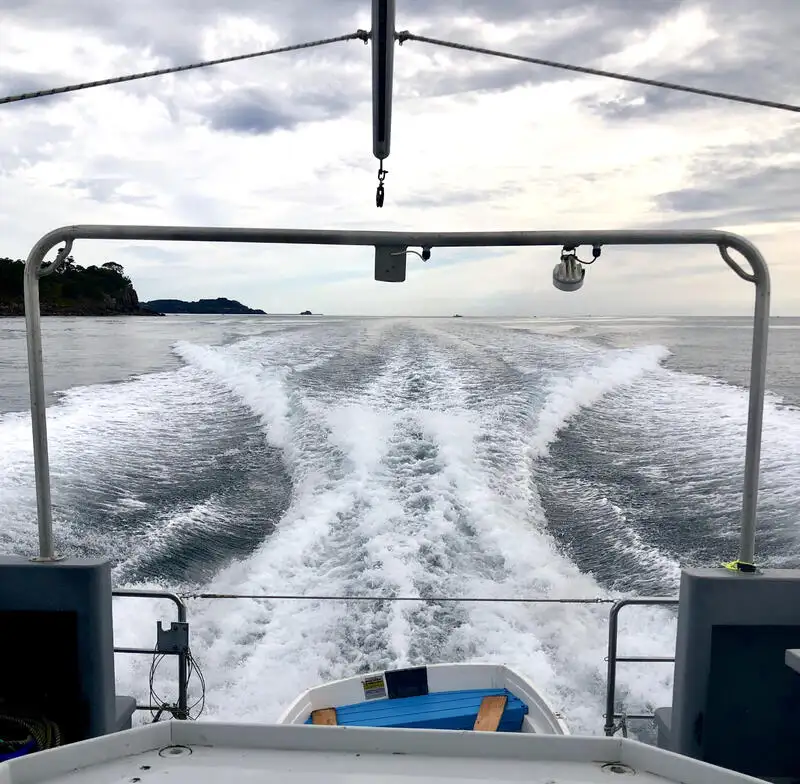 Kapal riset kanggo didol