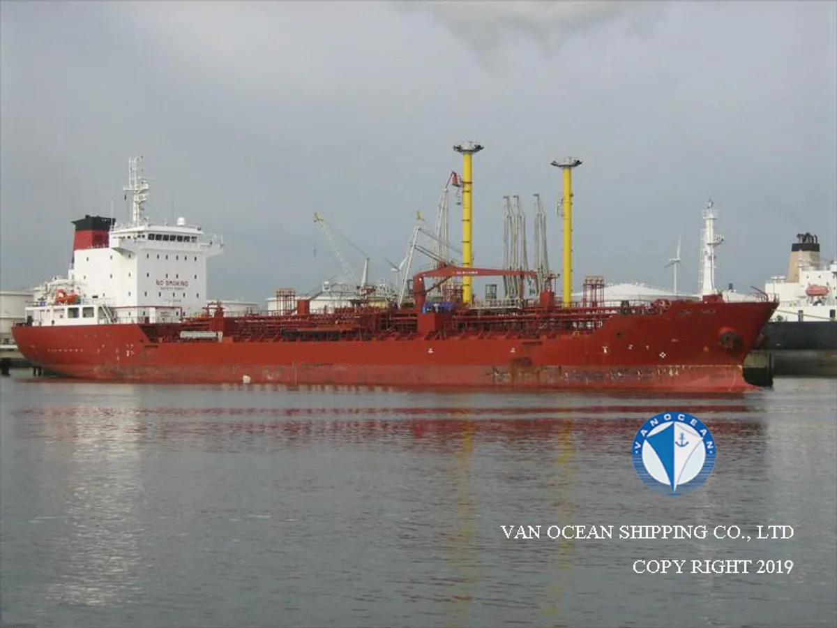 Kapal tanker minyak/bahan kimia kanggo didol