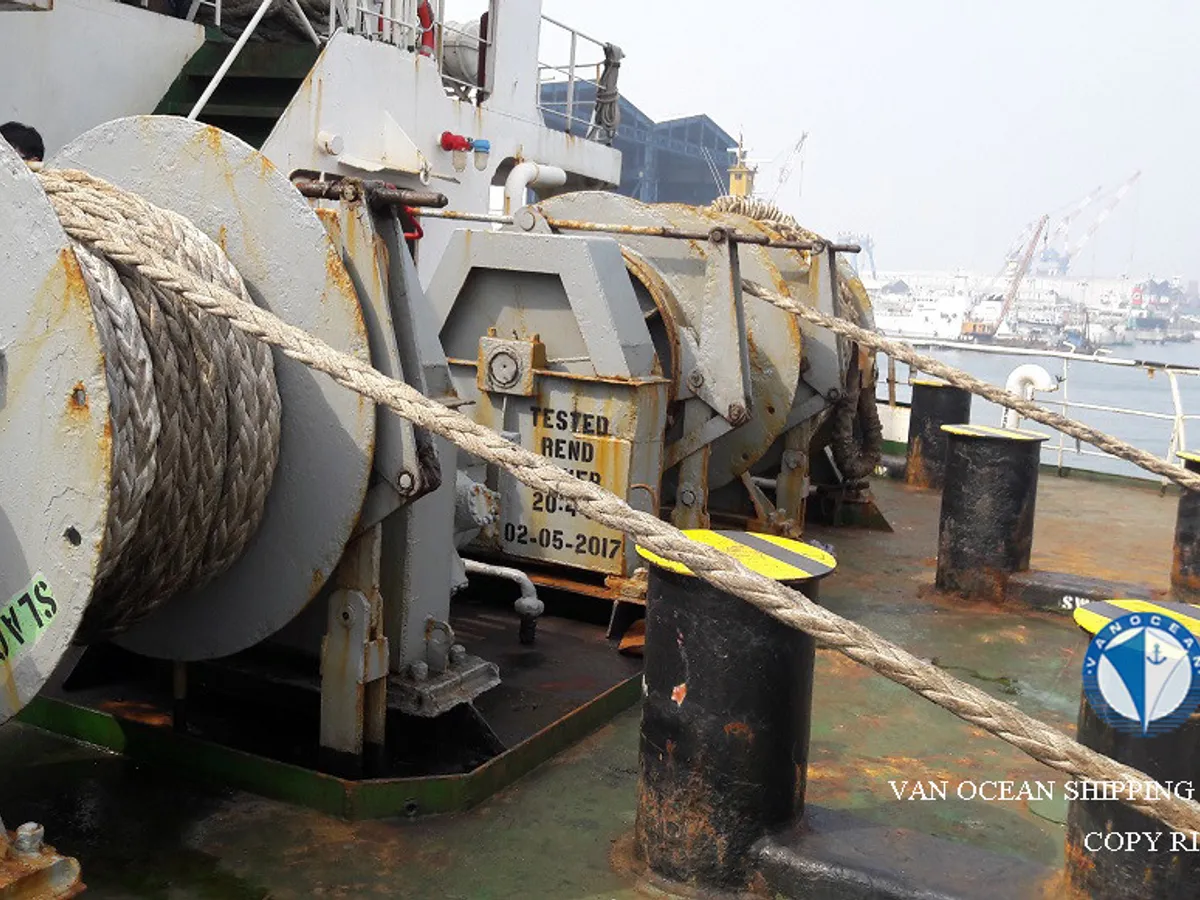 Kapal tanker minyak/bahan kimia kanggo didol