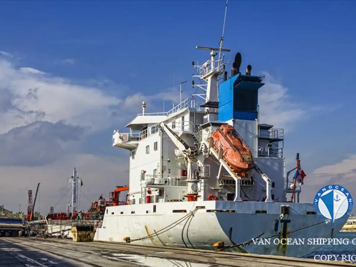 Kapal tanker minyak/bahan kimia kanggo didol