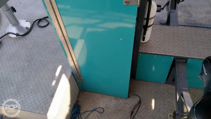 Kapal kontainer kanggo didol