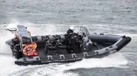 Kapal karet kaku kanggo didol