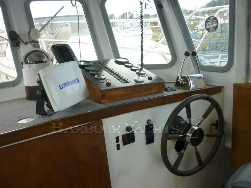 Kapal trawler kanggo didol