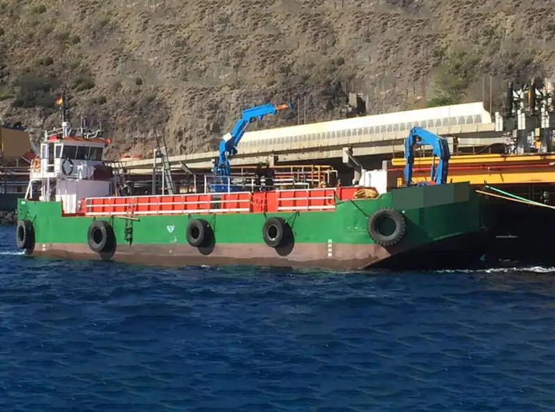 Kapal kerja kanggo didol