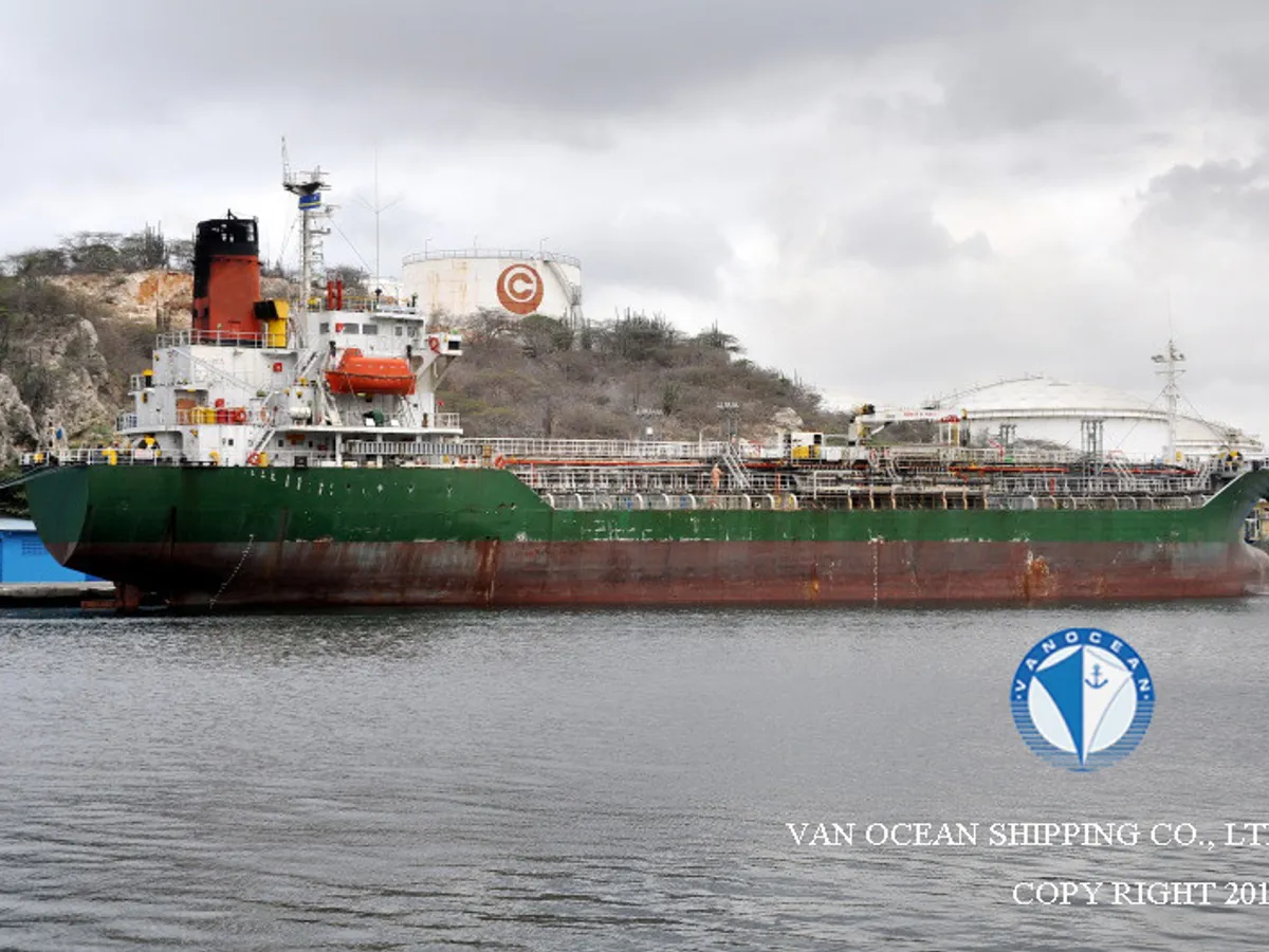 Kapal tanker minyak/bahan kimia kanggo didol
