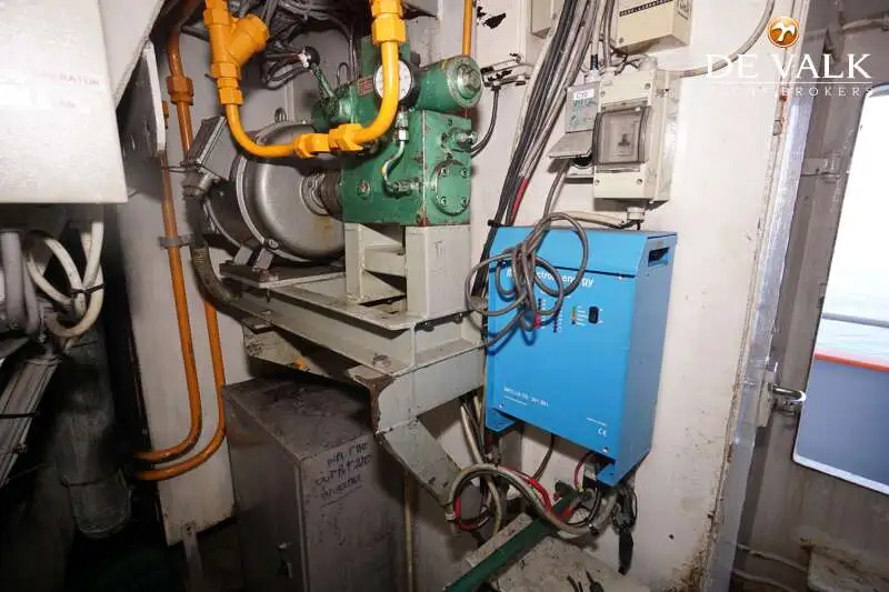 Kapal riset kanggo didol