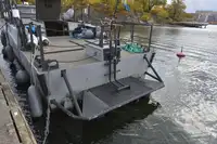 Kapal angkatan laut / militer kanggo didol
