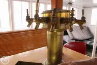 Kapal feri kanggo didol