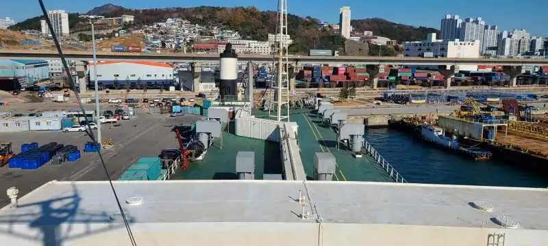 Kapal Ro-Ro kanggo didol