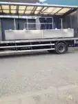 Kapal kontainer kanggo didol