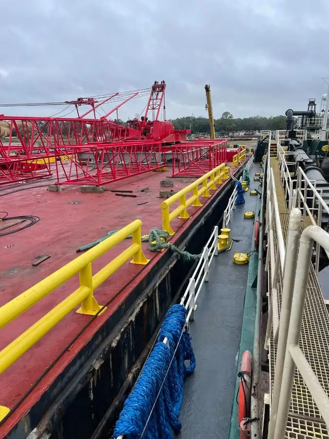 Kapal dredger kanggo didol