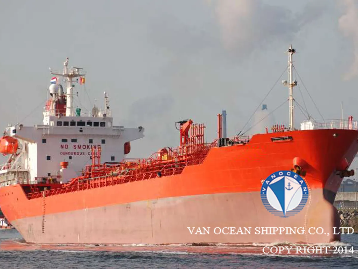 Kapal tanker minyak/bahan kimia kanggo didol