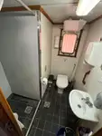 Kapal kontainer kanggo didol