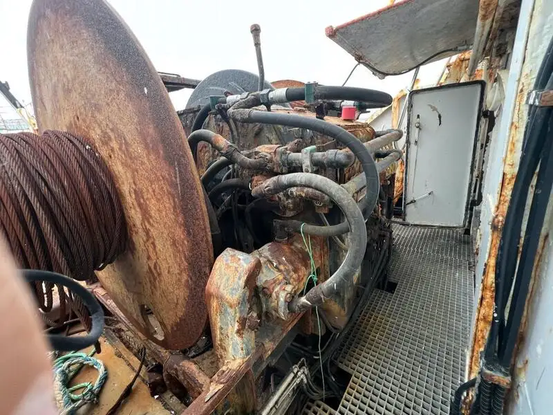 Kapal trawler kanggo didol