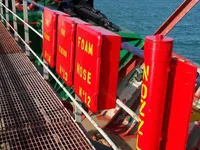Kapal tanker minyak/bahan kimia kanggo didol