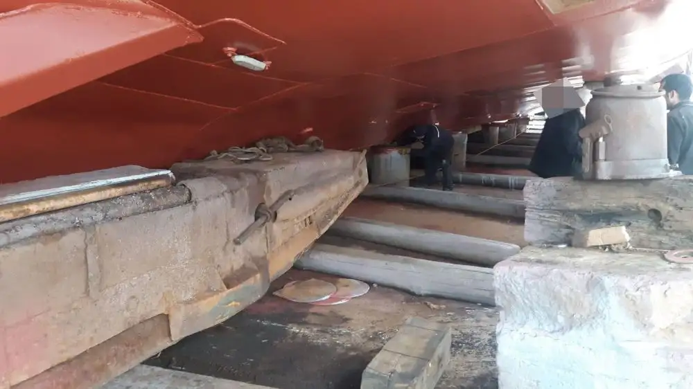 Kapal feri kanggo didol