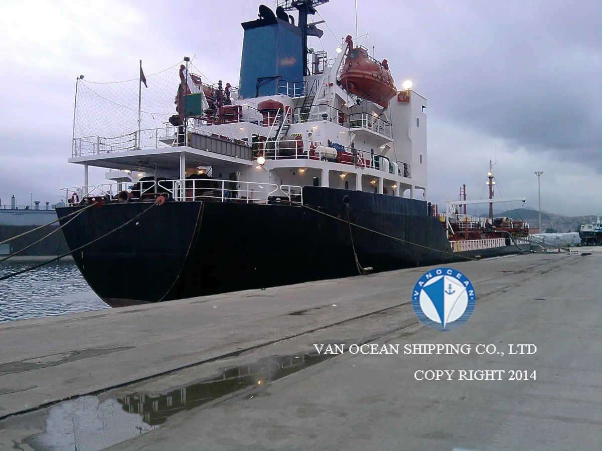 Kapal tanker minyak/bahan kimia kanggo didol