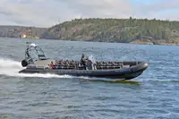 Kapal karet kaku kanggo didol