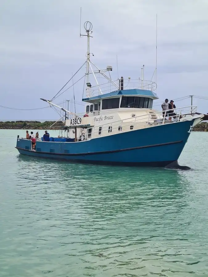 Kapal trawler kanggo didol