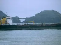 Kapal tanker minyak/bahan kimia kanggo didol