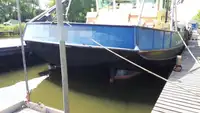 Kapal trawler kanggo didol