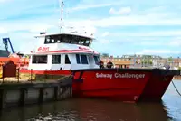 Katamaran kanggo didol