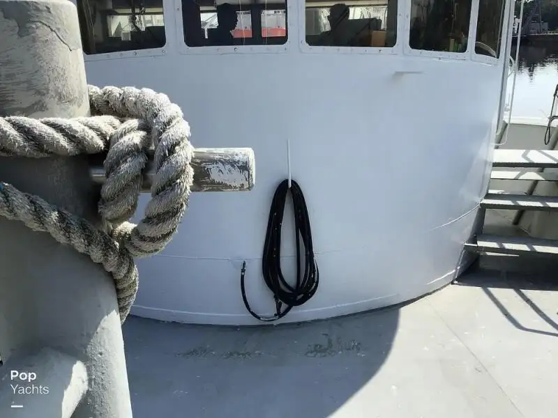 Kapal trawler kanggo didol