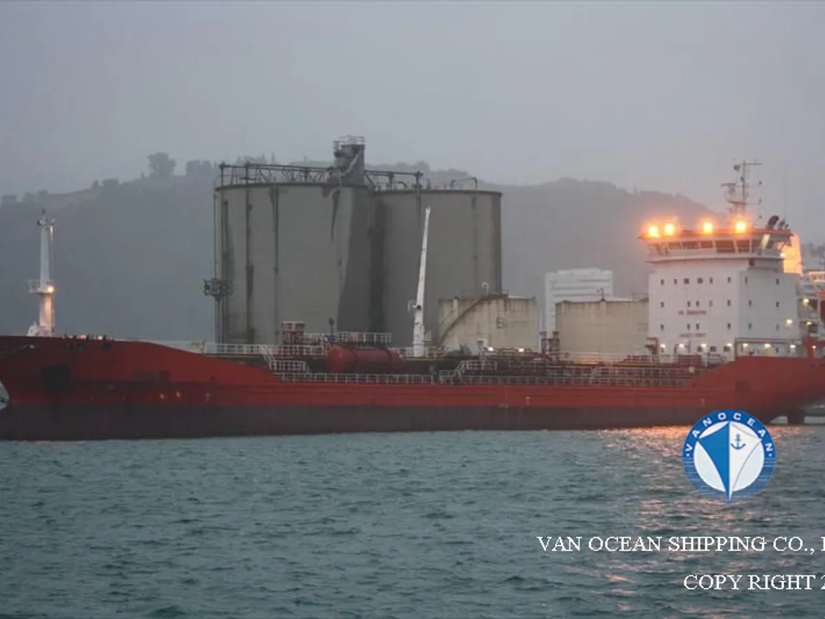 Kapal tanker minyak/bahan kimia kanggo didol
