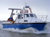 Kapal cutter kanggo didol