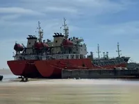 Kapal tanker minyak/bahan kimia kanggo didol