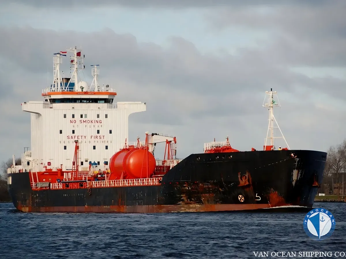 Kapal tanker minyak/bahan kimia kanggo didol
