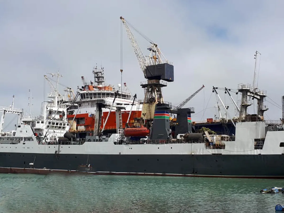 Kapal trawler kanggo didol