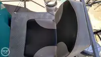 Kapal kontainer kanggo didol
