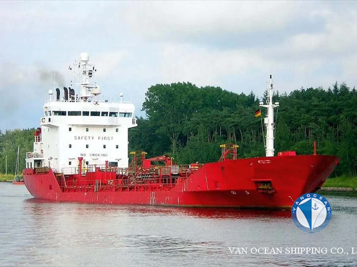 Kapal tanker minyak/bahan kimia kanggo didol