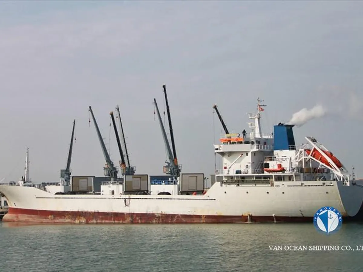 Kapal reefer kanggo didol