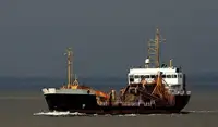 Kapal dredger kanggo didol