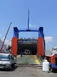 Kapal kontainer kanggo didol
