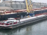 Kapal pengangkut barang curah kanggo didol