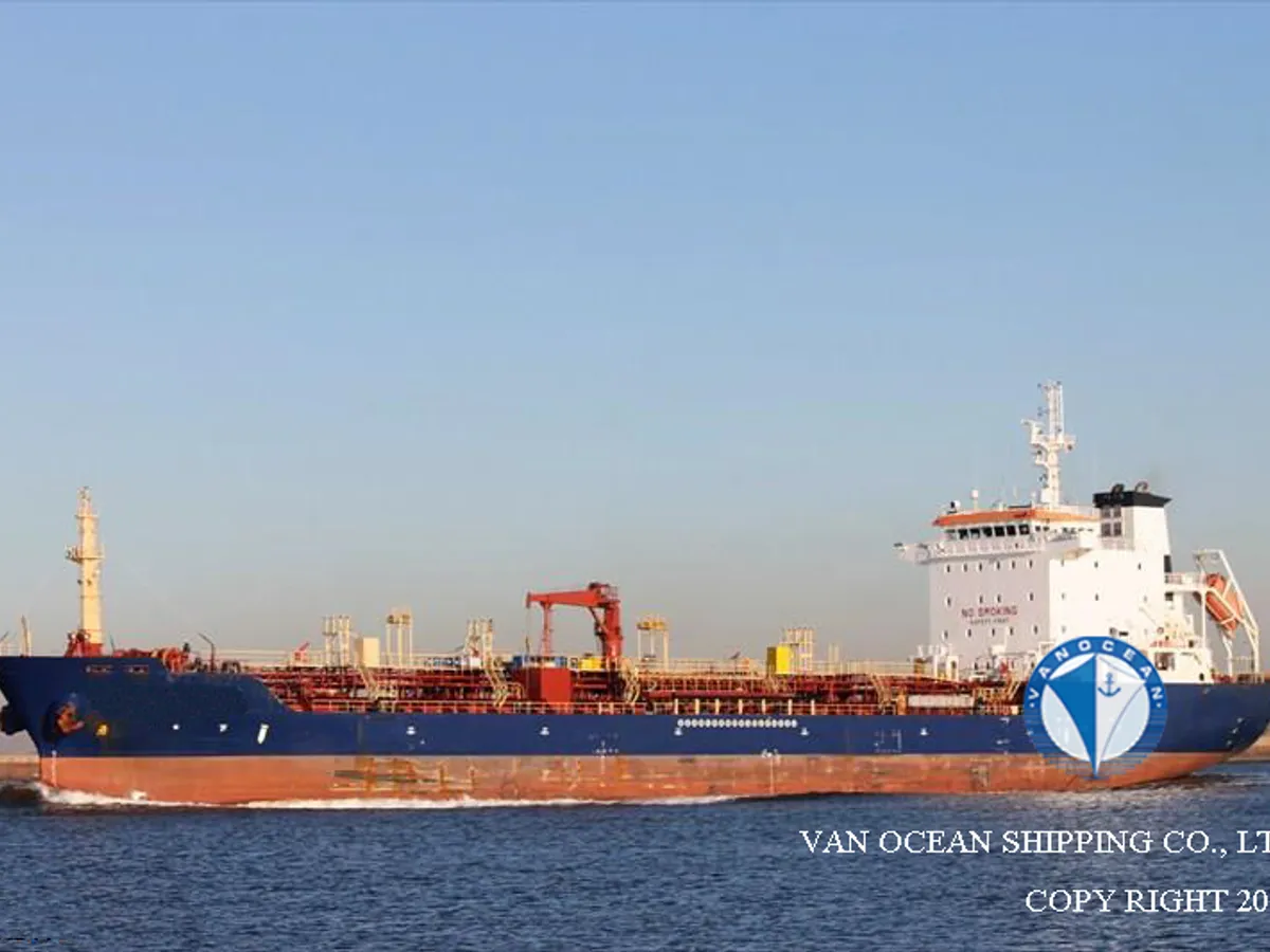Kapal tanker minyak/bahan kimia kanggo didol