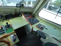 Kapal kerja kanggo didol