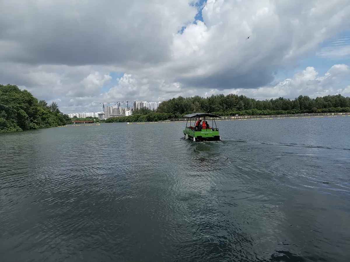 Kapal kerja kanggo didol