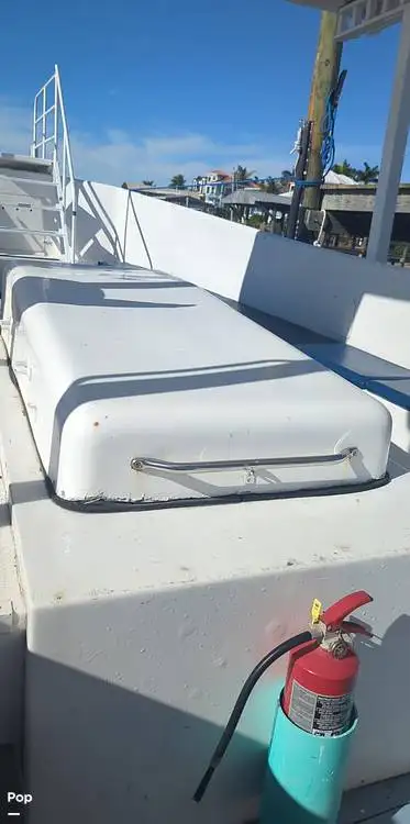 Kapal pesiar-feri kanggo didol