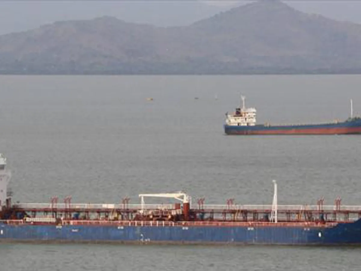 Kapal tanker minyak/bahan kimia kanggo didol