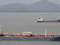 Kapal tanker minyak/bahan kimia kanggo didol