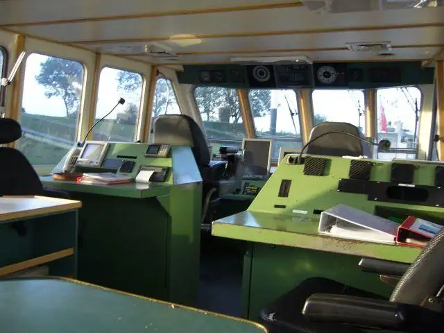 Kapal patroli kanggo didol
