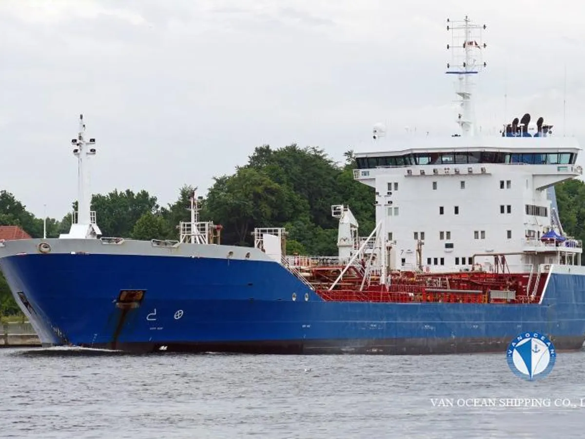 Kapal tanker minyak/bahan kimia kanggo didol