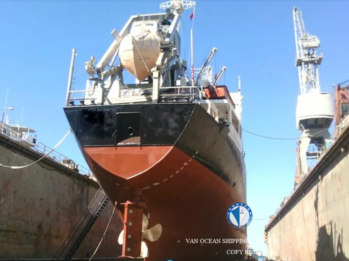 Kapal tanker minyak/bahan kimia kanggo didol