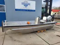 Kapal kerja kanggo didol